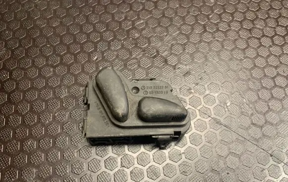 Mercedes-Benz E W211 Seat control switch 2108213751 03463810