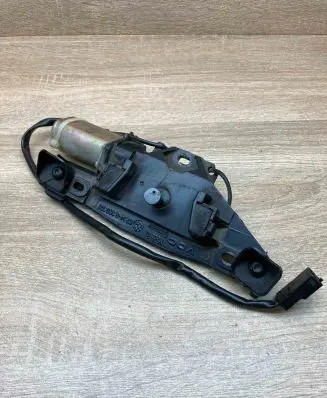 BMW 5 E39 Tailgate/trunk/boot lock/catch/latch 8362371