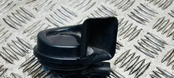 Audi A5 Horn signal 8W0951221