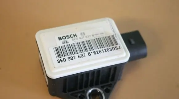 Audi A4 S4 B7 8E 8H ESP acceleration yaw rate sensor 8E0907637B