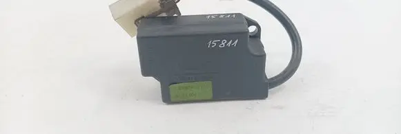 Peugeot 605 Air flap motor/actuator C23828105T 6155008 VALEO
