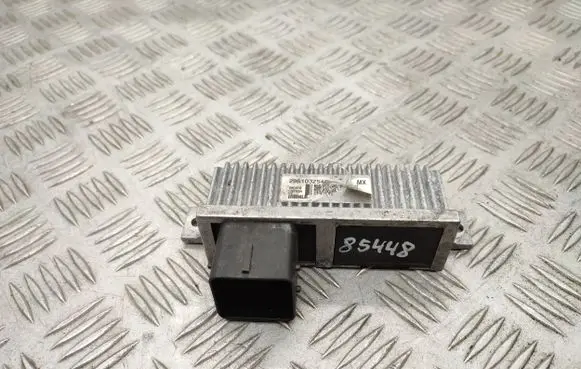 Glow plug pre-heat relay