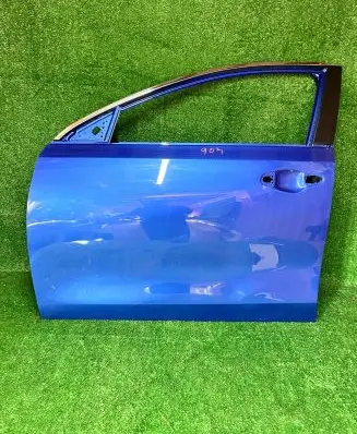 KIA Ceed Front door