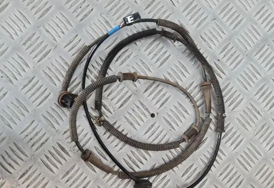 KIA Sorento ABS wheel speed sensor 