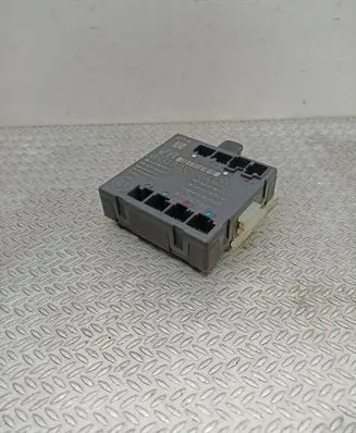 Mercedes-Benz C W204 Door control unit/module A2129004302