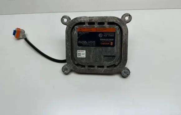 Ford Ranger Headlight ballast module Xenon AA6557901HQ 10R044663