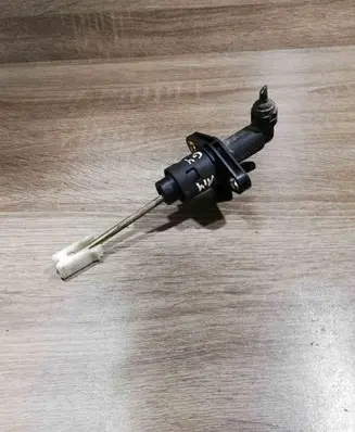 Volkswagen Golf IV Clutch master cylinder 1J1721388C