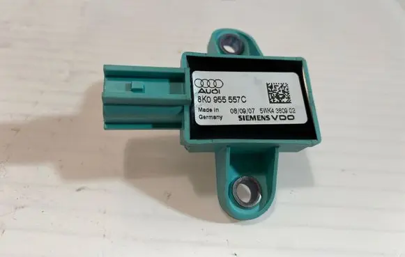 Audi A4 S4 B8 8K Airbag deployment crash/impact sensor 8K0955557C