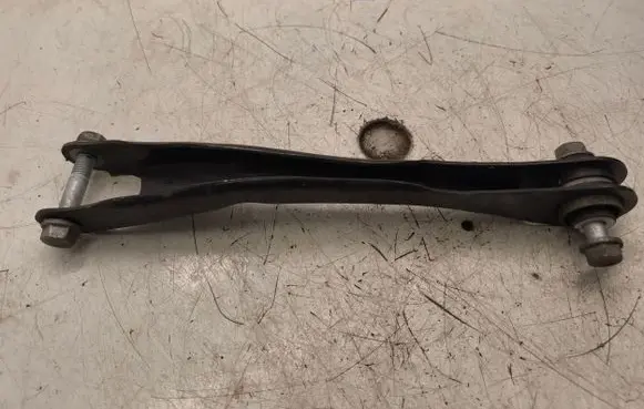 BMW 4 G22 G23 G24 G26 Rear upper control arm/wishbone 6878639