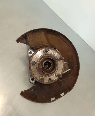 Opel Insignia B Front wheel hub 