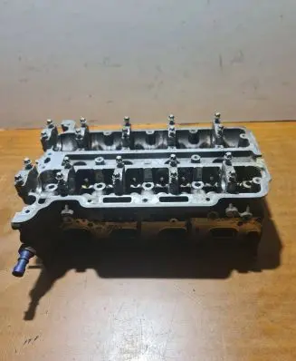 Opel Corsa D Engine head 55355430
