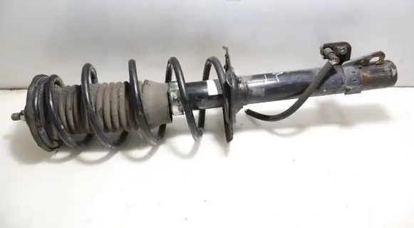 Front shock absorber with coil spring