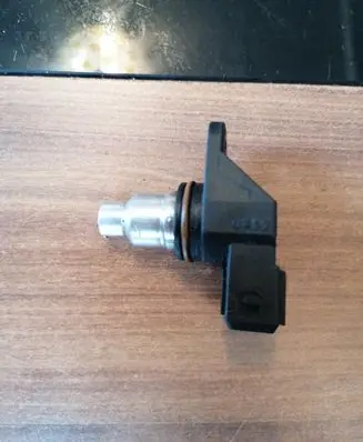 Renault Espace - Grand espace IV Camshaft position sensor 8200038472