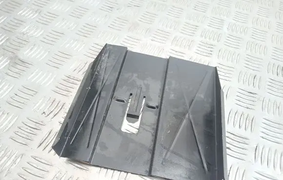 Opel Insignia A Engine control unit holder 13243602