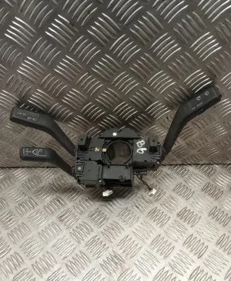 Volkswagen PASSAT B6 Indicator stalk 3C5953507C