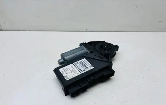Audi A4 S4 B7 8E 8H Rear door window regulator motor 8E0959801E