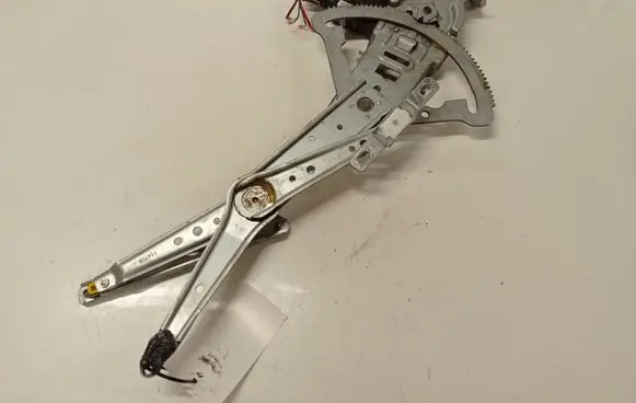 Opel Corsa C Front door window regulator with motor 13173067 13173073 400708F