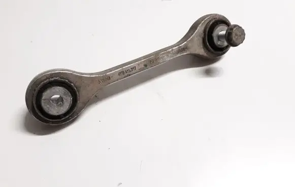 Audi Q7 4M Front anti-roll bar/stabilizer link 4M0411317