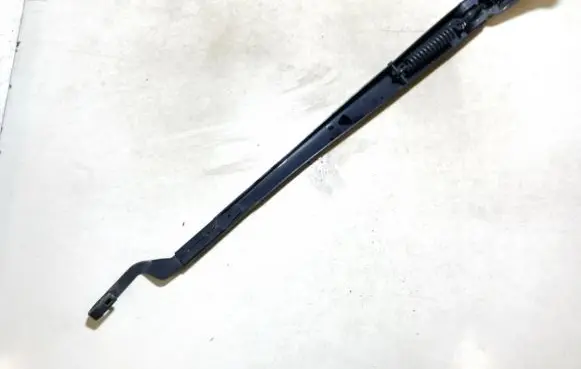 Toyota Auris 150 Front wiper blade arm