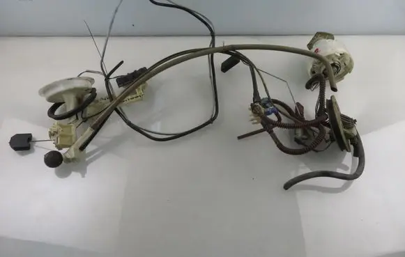 Audi A6 S6 C5 4B In-tank fuel pump 4B0201318B 8E0906087E 4B0201317A