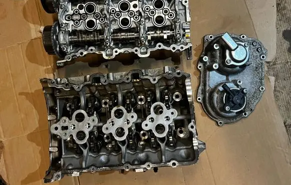 Audi A8 S8 D5 Engine head 06M103061AM 06M103403AF CZS30TFSI