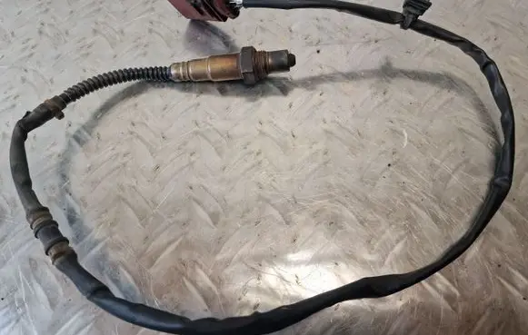Audi A8 S8 D2 4D Lambda probe sensor 077906265AD