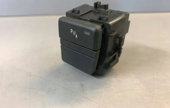 BMW 5 E60 E61 Parking (PDC) sensor switch 9159076