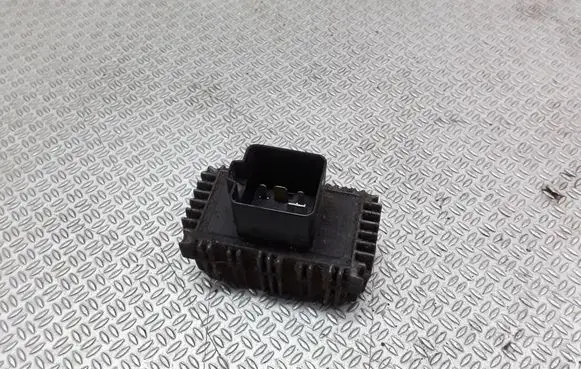 Saab 9-3 Ver2 Glow plug pre-heat relay 09132691