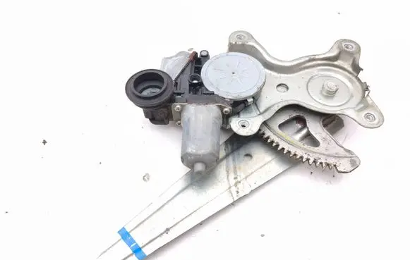 Lexus IS 220D-250-350 Rear door window regulator with motor 6983053040