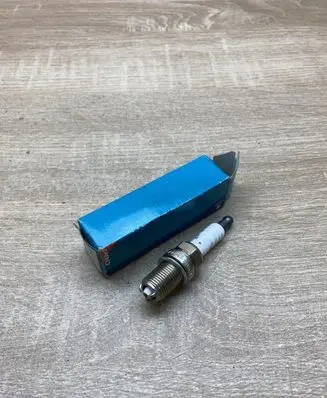 Peugeot 306 Spark plug 5962R5 RFC58LS3