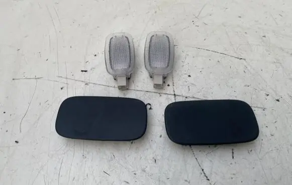 Mercedes-Benz C W204 Boot/trunk interior light A0028202101 HO47433