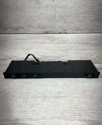 BMW 5 E39 Seat heating switch 8373715 61318373715 03742023
