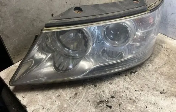 Hyundai Sonata Headlight/headlamp 921013K5
