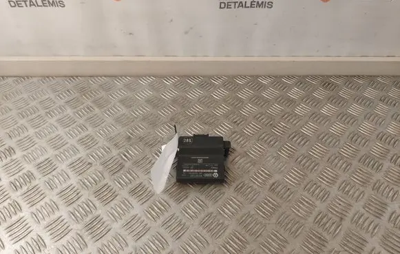 Volkswagen Golf Plus Gateway control module 1K0907530F 1K0907951