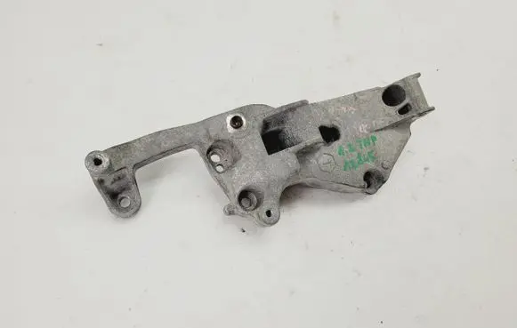 Peugeot Partner Generator/alternator bracket 9809714680