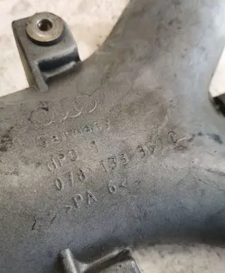 Audi A6 S6 C5 4B Intake manifold 078133351c