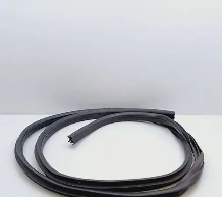 Ford Galaxy Rubber seal rear door 