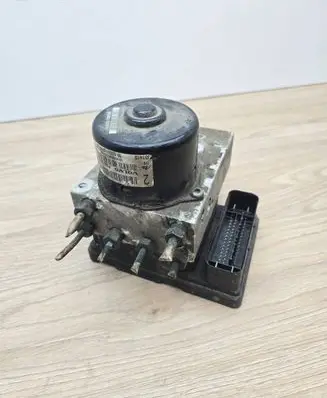 Volvo V70 ABS Pump P08619975 8619968 3531413
