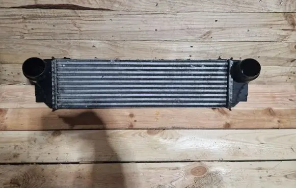 BMW 7 F01 F02 F03 F04 Intercooler radiator 7805629