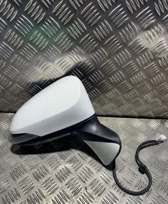 Toyota Verso Front door electric wing mirror
