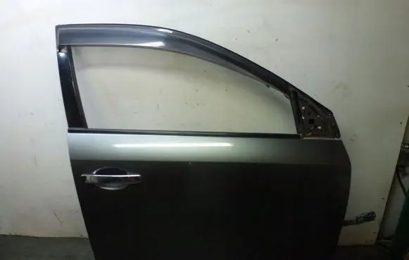 Nissan Murano Z50 Front door