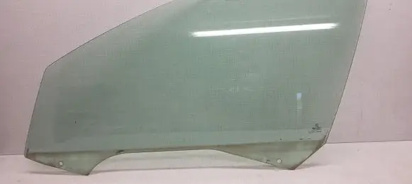 Peugeot 206 Front door window glass four-door