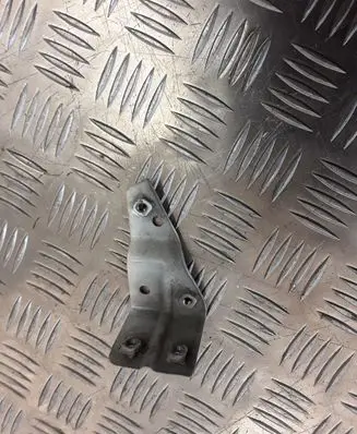 Hyundai ix35 Fender mounting bracket