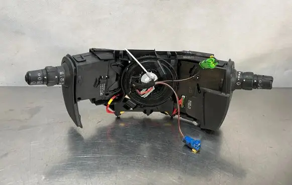Renault Clio III Other switches/knobs/shifts 8200245459AA