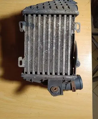 Volkswagen Golf III Intercooler radiator 1231877