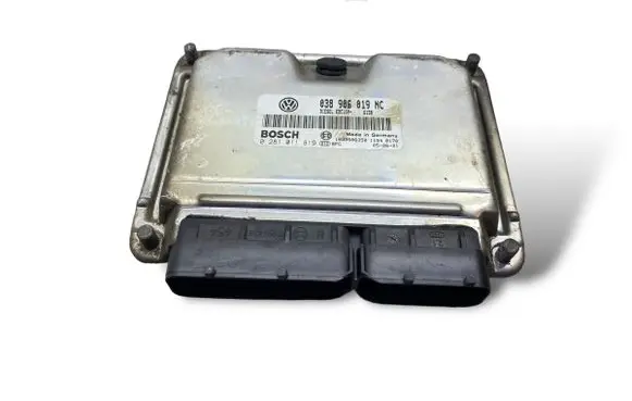 Volkswagen Polo IV 9N3 Engine control unit/module 038906019NC K5383