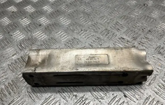 Audi A6 S6 C6 4F Front bumper mounting bracket 4F0807134 606360
