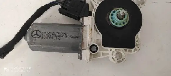 Mercedes-Benz C W203 Front door window regulator motor A2118201842 990596101