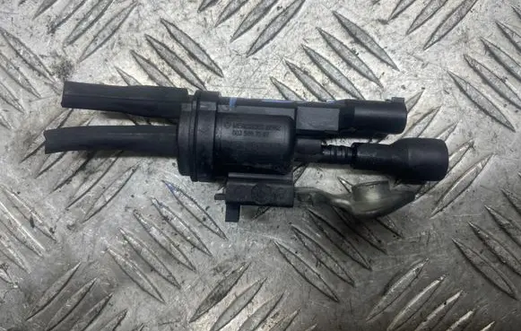 Mercedes-Benz CLS C218 X218 Turbo solenoid valve 0025407097 48B43625B02