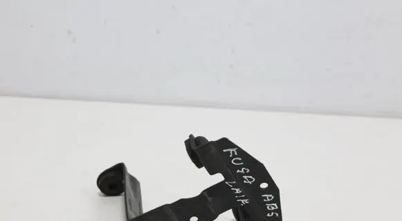 Ford Kuga I ABS pump bracket 3M512B389BC